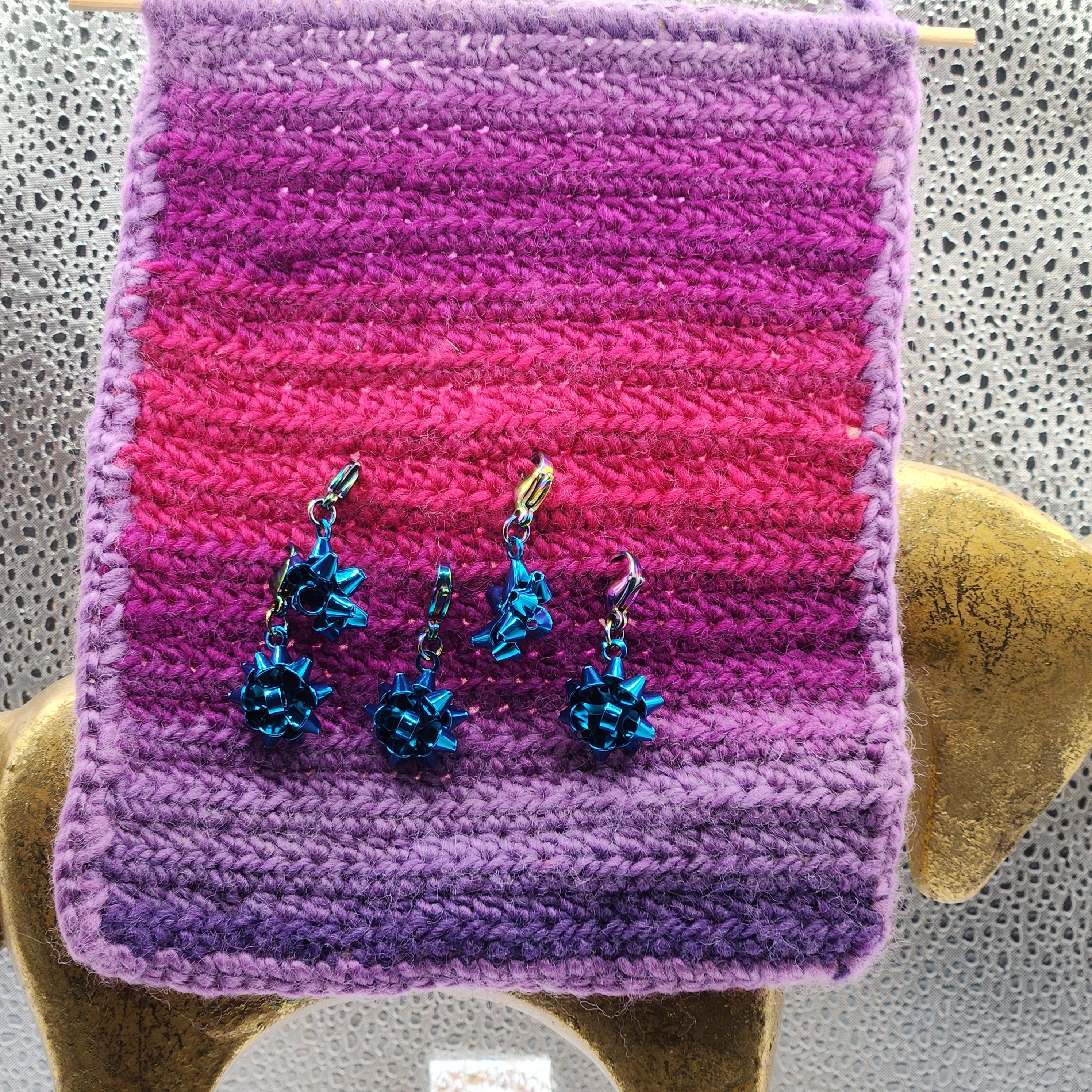 Christmas Bow Stitch Markers